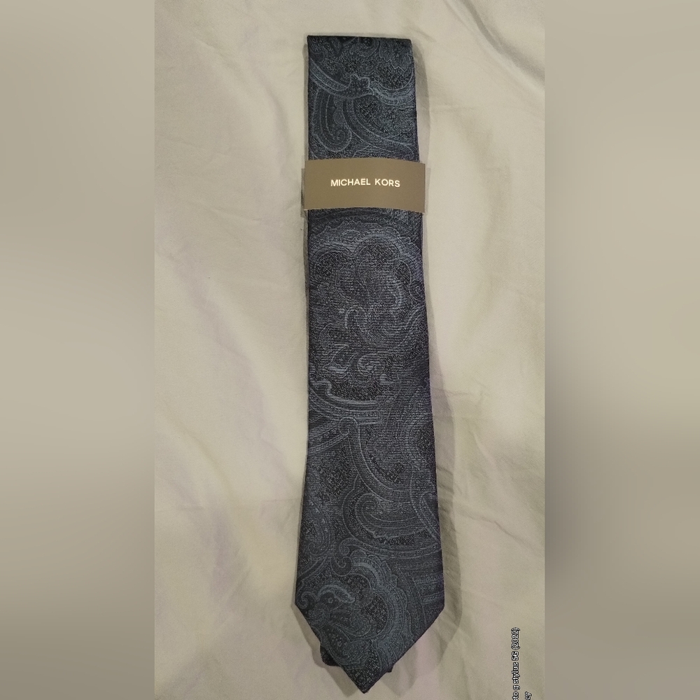 🔥(NWT)🔥Michael Kors Ties(8 Total) - Picture 4 of 16